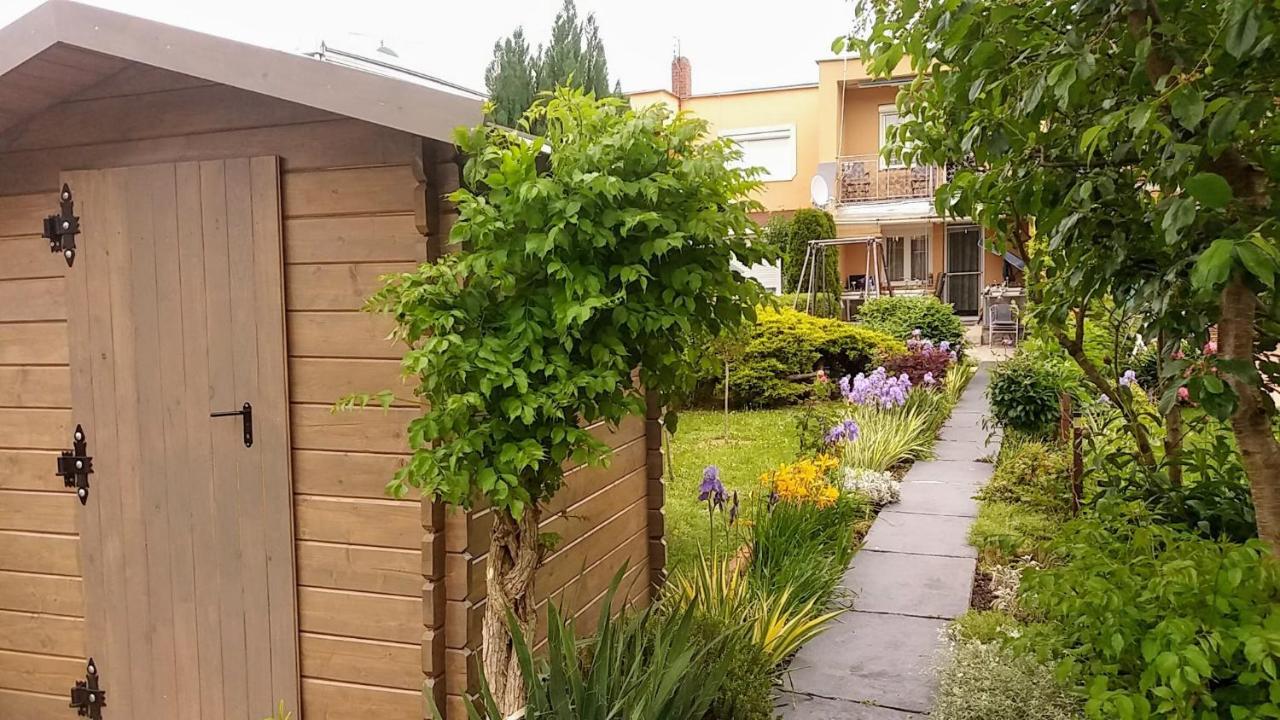 Libis Apartman Bük Exteriör bild